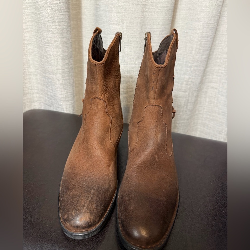 Born Women’s Brown Leather Ankle Boots – Size 11 / Style B58906 - Picture 3 of 7
